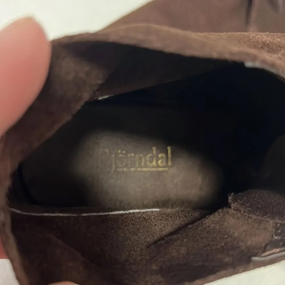 Bjorndal || suede brown ankle boots size 6.5 - Picture 3 of 6